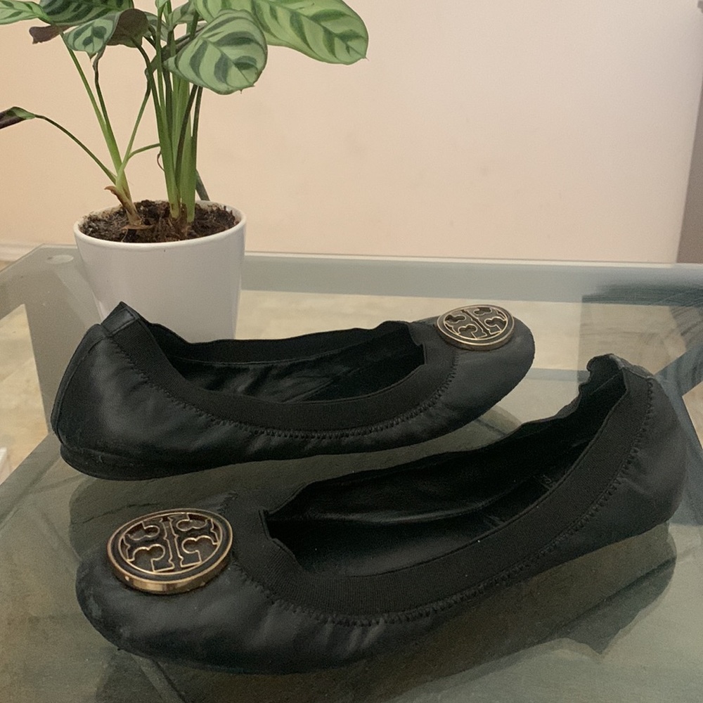 TORY BURCH Caroline Logo Ballerina Flat